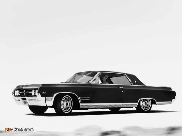 Photos of Oldsmobile Starfire Holiday Coupe (3657) 1964 (640 x 480)
