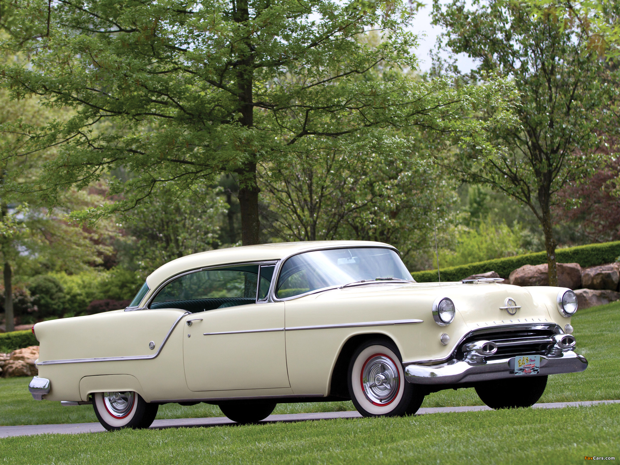 Pictures of Oldsmobile Super 88 Holiday Coupe 1954 (2048 x 1536)