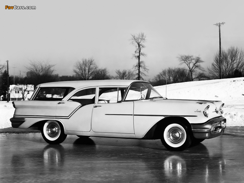 Oldsmobile Super 88 Fiesta Station Wagon 1957 wallpapers (800 x 600)