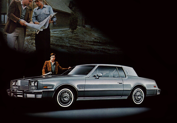 Images of Oldsmobile Toronado Brougham 1982