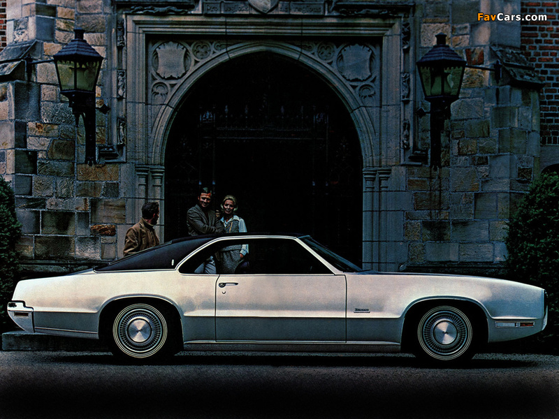 Oldsmobile Toronado 1970 wallpapers (800 x 600)