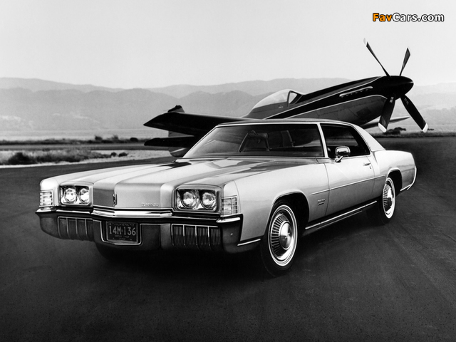 Photos of Oldsmobile Toronado (Y57) 1972 (640 x 480)
