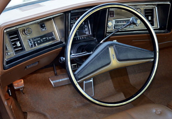 Photos of Oldsmobile Toronado (Y57) 1972