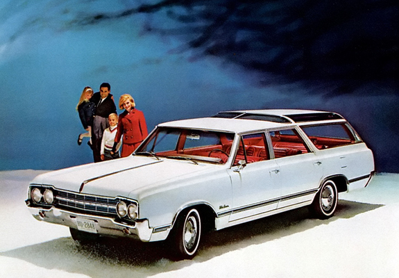 Images of Oldsmobile Vista Cruiser Custom 1965