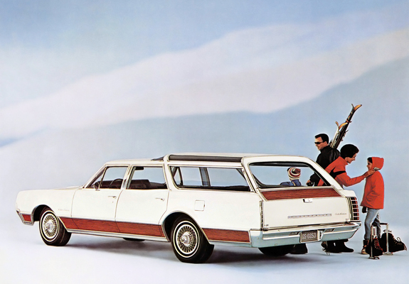 Oldsmobile Vista Cruiser Custom (3865) 1967 wallpapers