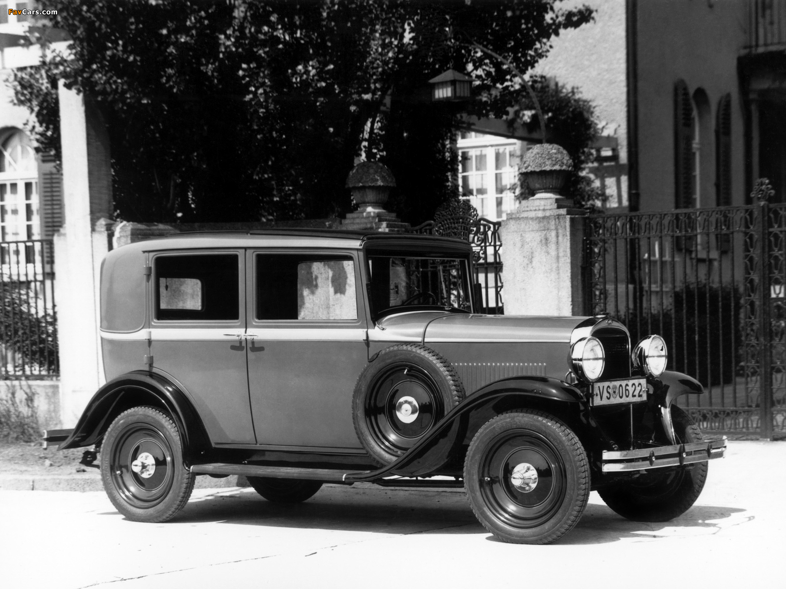Opel 1.8 Liter Saloon 1931–33 photos (1600 x 1200)