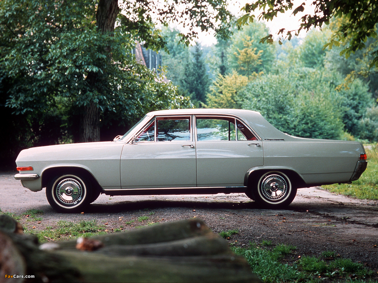 Photos of Opel Admiral (A) 1964–68 (1280 x 960)