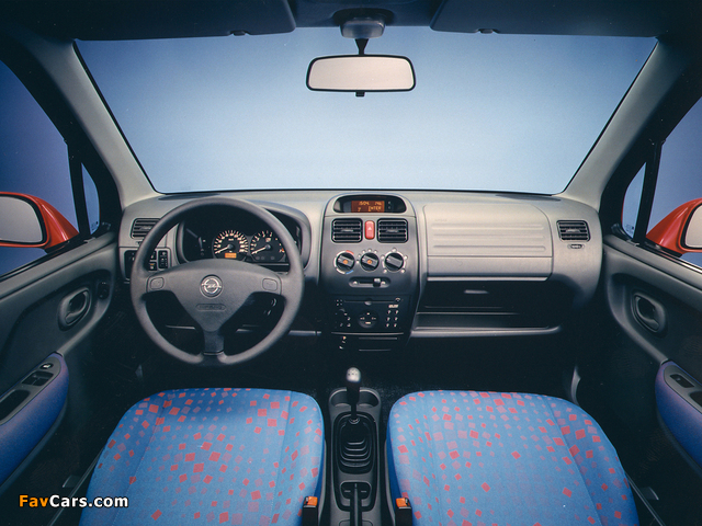 Photos of Opel Agila (A) 2000–04 (640 x 480)