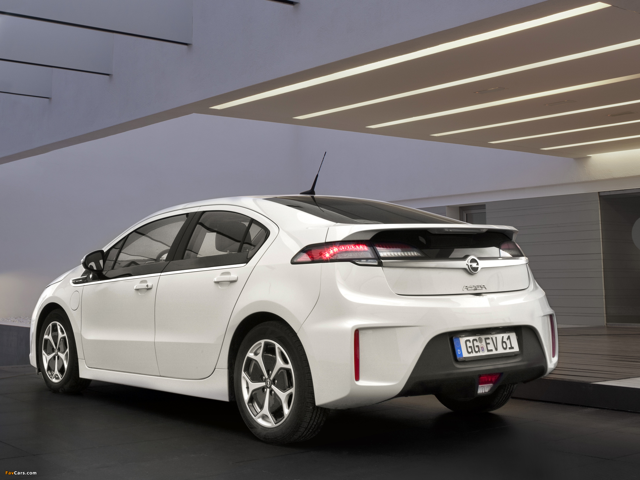 Opel Ampera 2011 wallpapers (2048 x 1536)