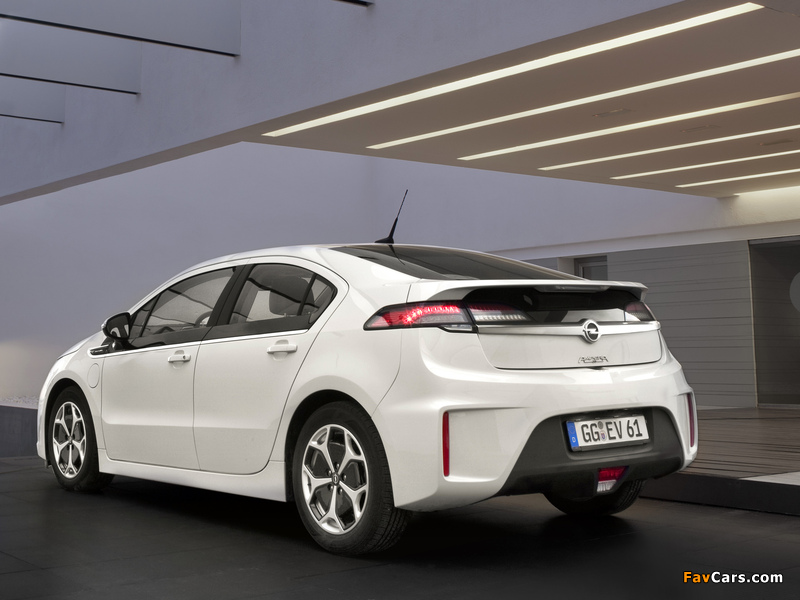 Opel Ampera 2011 wallpapers (800 x 600)