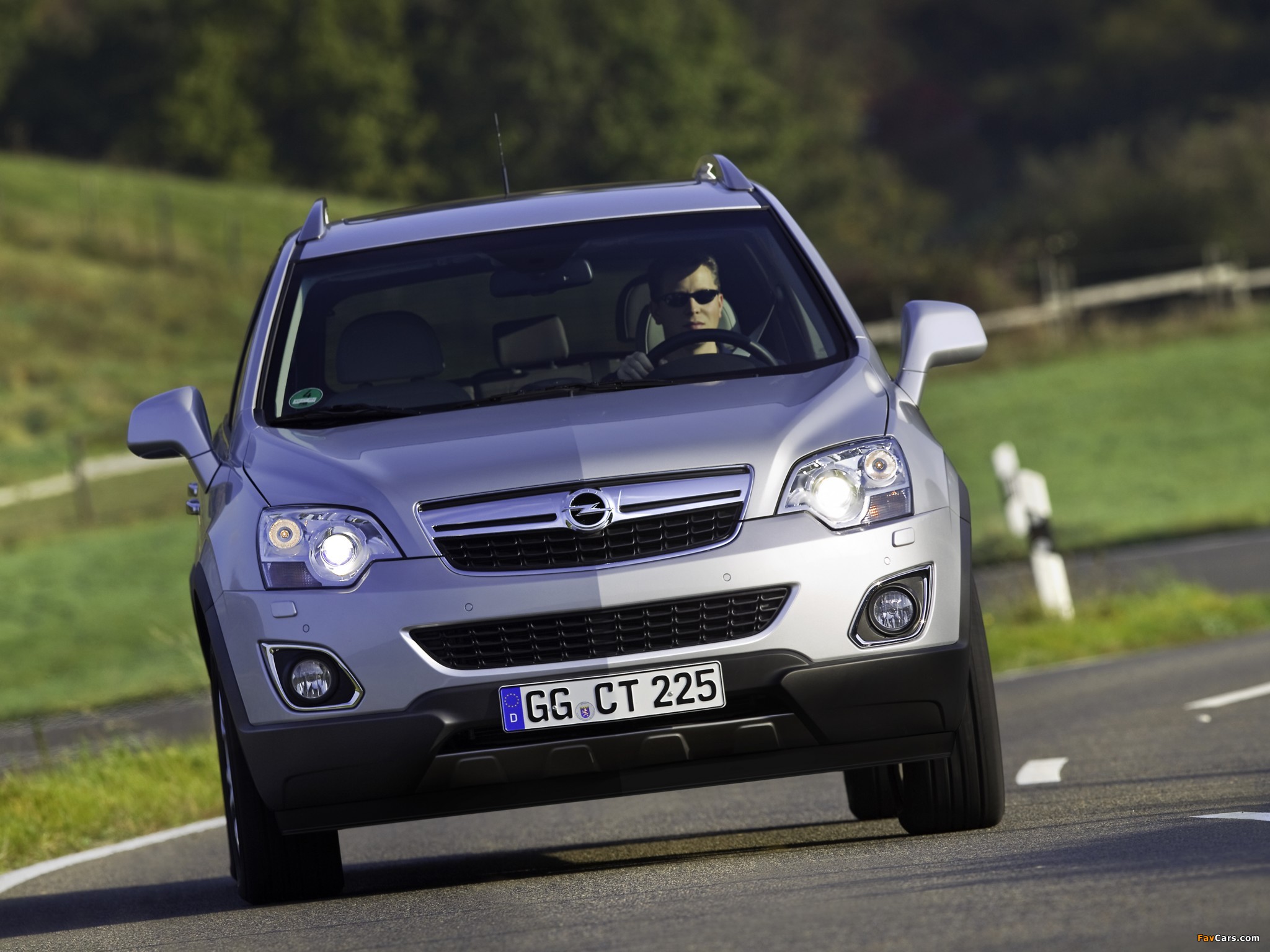 Opel Antara 2010 images (2048 x 1536)