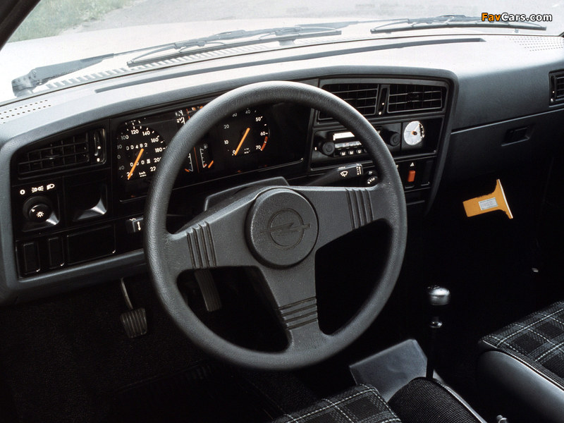 Images of Opel Ascona CC SR (C1) 1981–84 (800 x 600)