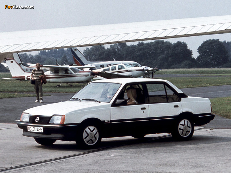 Opel Ascona SR (C1) 1981–84 images (800 x 600)