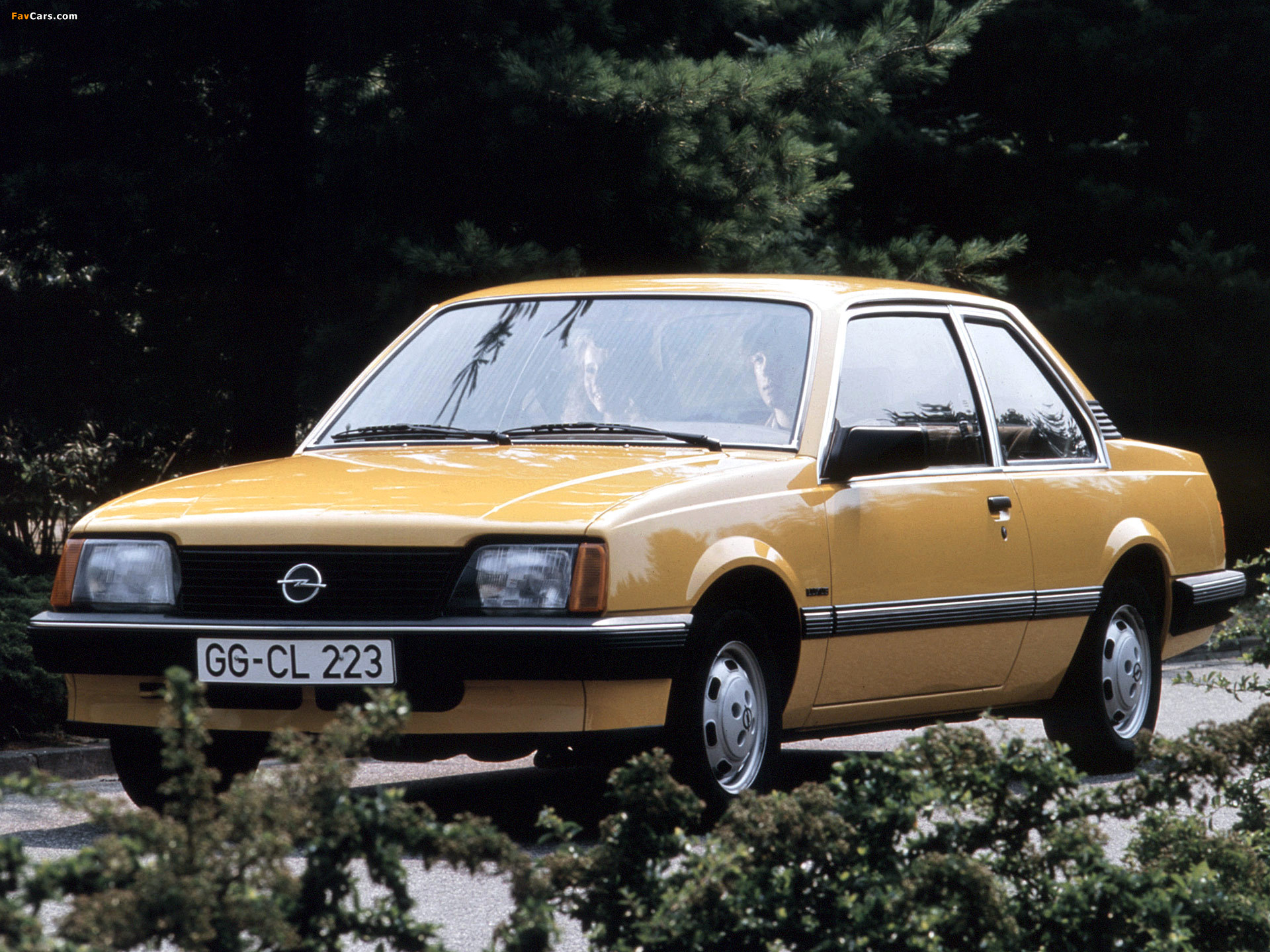 Opel Ascona 2-door (C1) 1981–84 pictures (1920 x 1440)