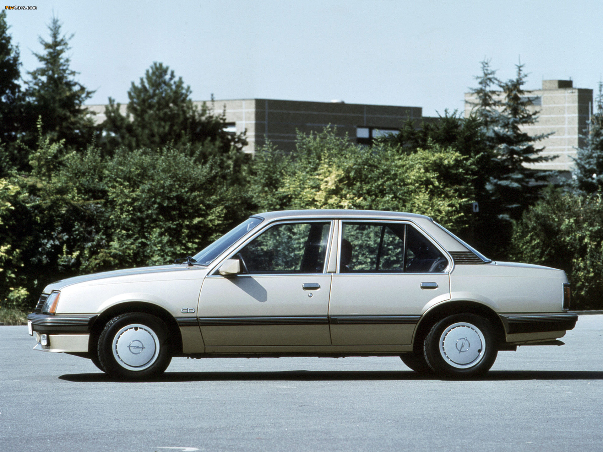Opel Ascona CD (C1) 1983–84 pictures (1920 x 1440)