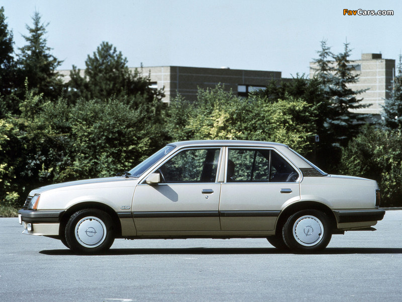 Opel Ascona CD (C1) 1983–84 pictures (800 x 600)