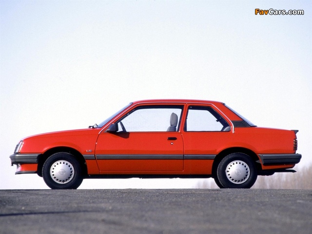 Opel Ascona 2-door (C2) 1984–86 images (640 x 480)