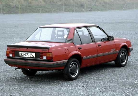 Opel Ascona Sport (C1) 1984 images