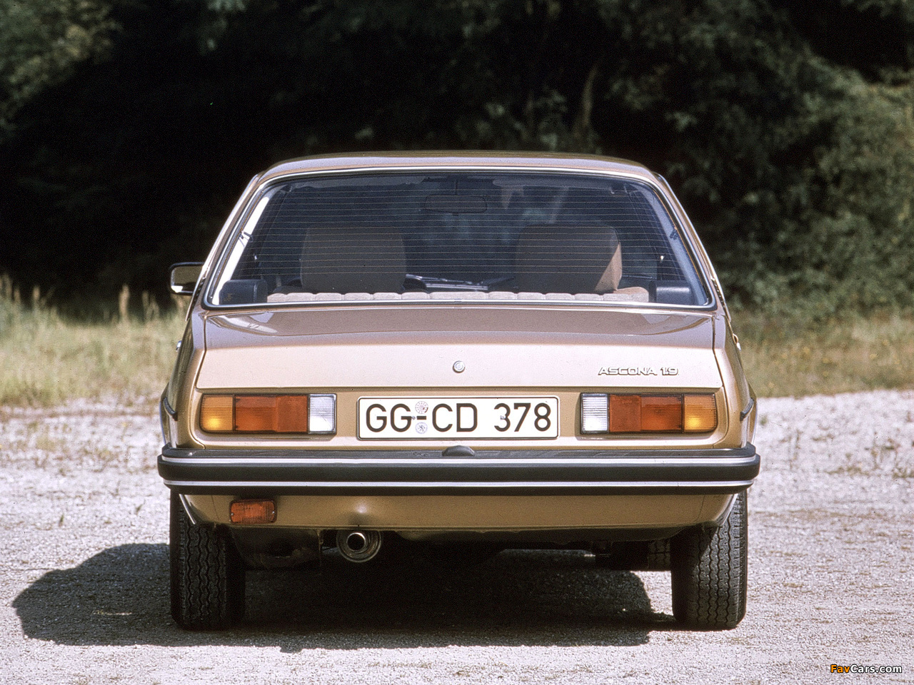 Photos of Opel Ascona Berlina (B) 1975–81 (1280 x 960)