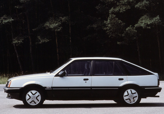 Photos of Opel Ascona CC SR (C1) 1981–84