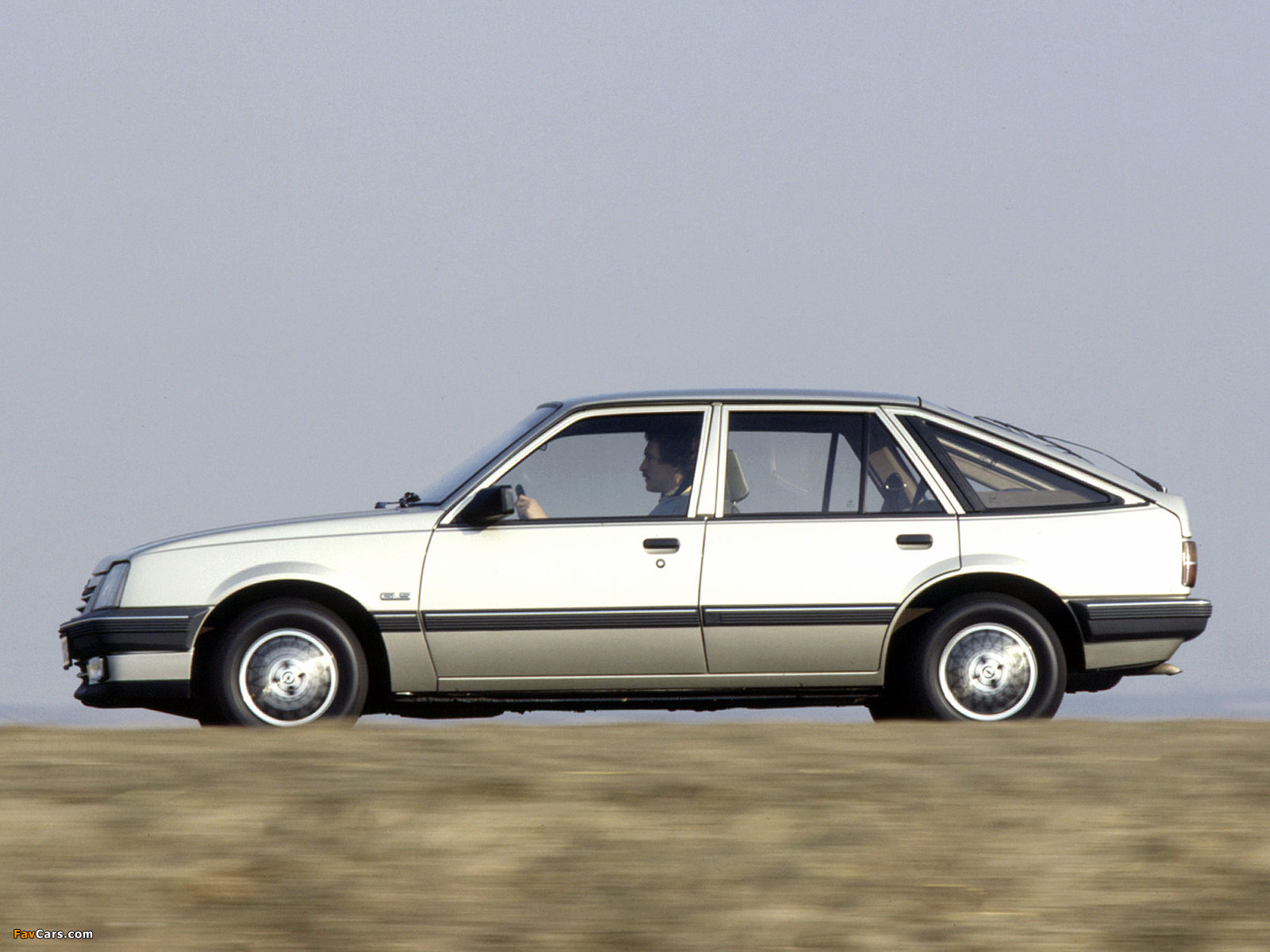Photos of Opel Ascona CC (C3) 1986–88 (1600 x 1200)
