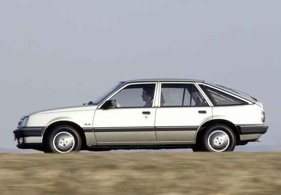 Photos of Opel Ascona CC (C3) 1986–88