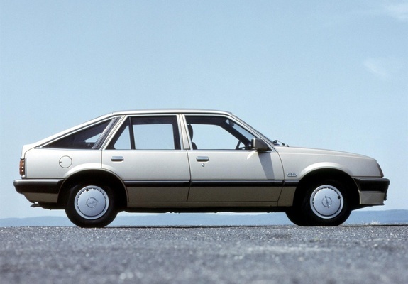 Pictures of Opel Ascona CC (C2) 1984–86