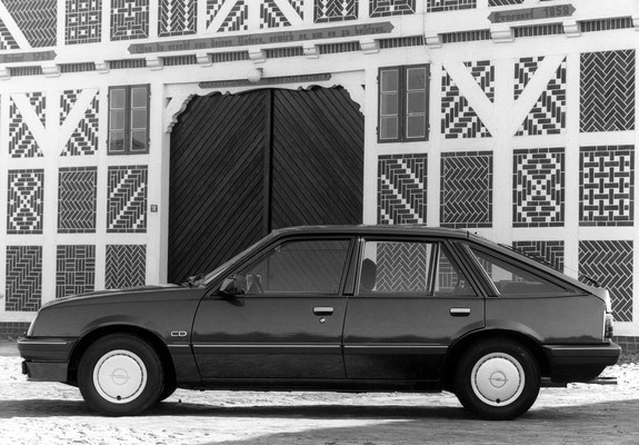 Pictures of Opel Ascona CC CD (C2) 1984–86