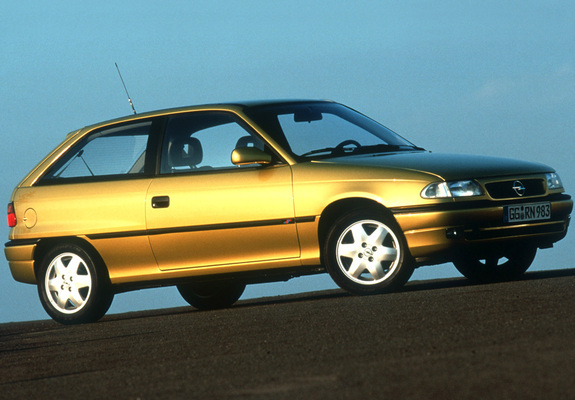 Images of Opel Astra 3-door (F) 1994–98
