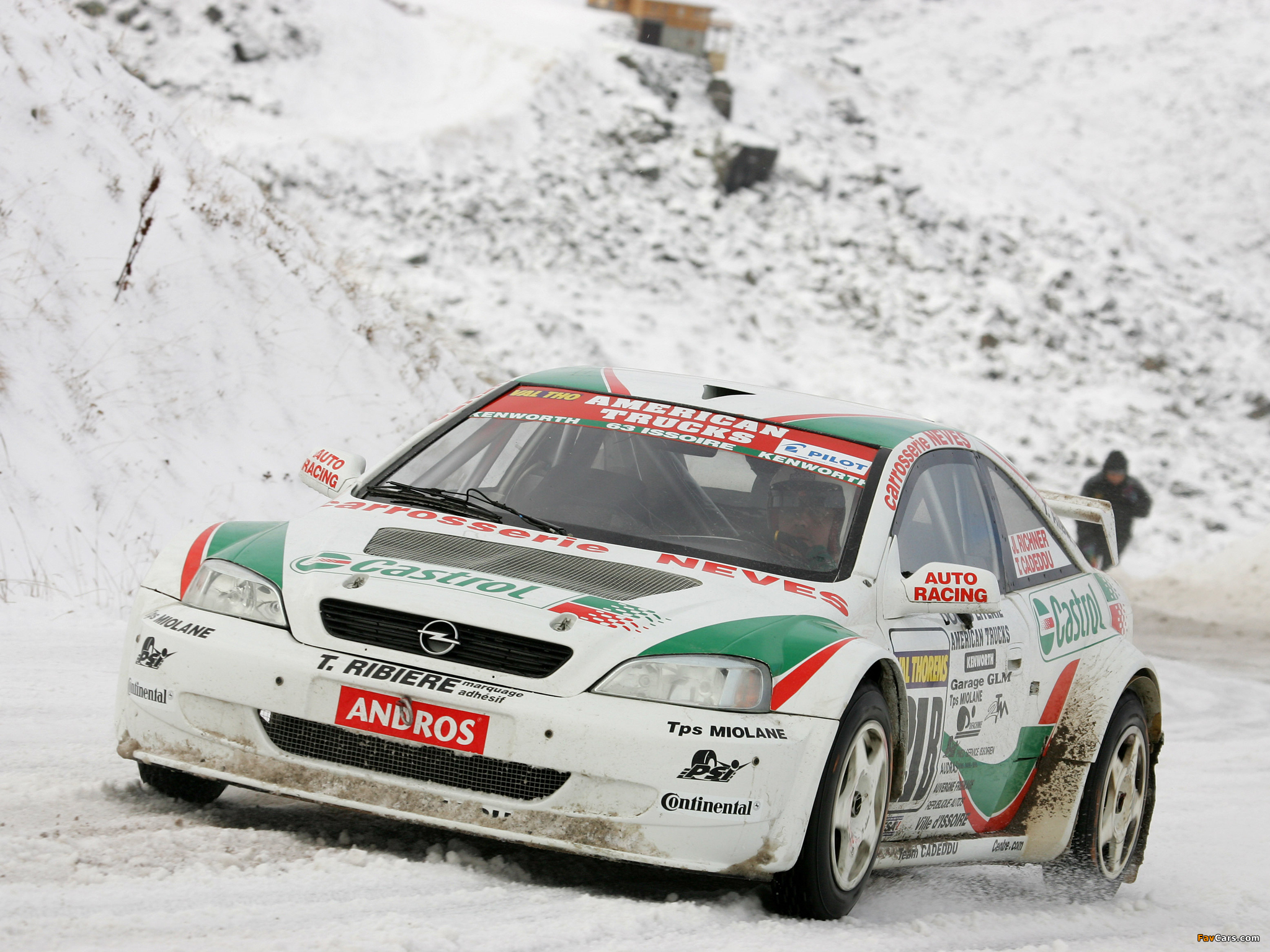 Images of Opel Astra Coupe Trophée Andros 2004–05 (2048 x 1536)