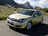 Images of Opel Astra Hatchback (H) 2004–07