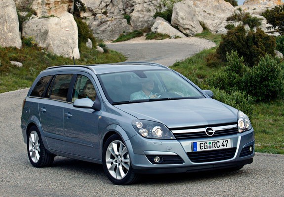 Images of Opel Astra Caravan (H) 2004–07