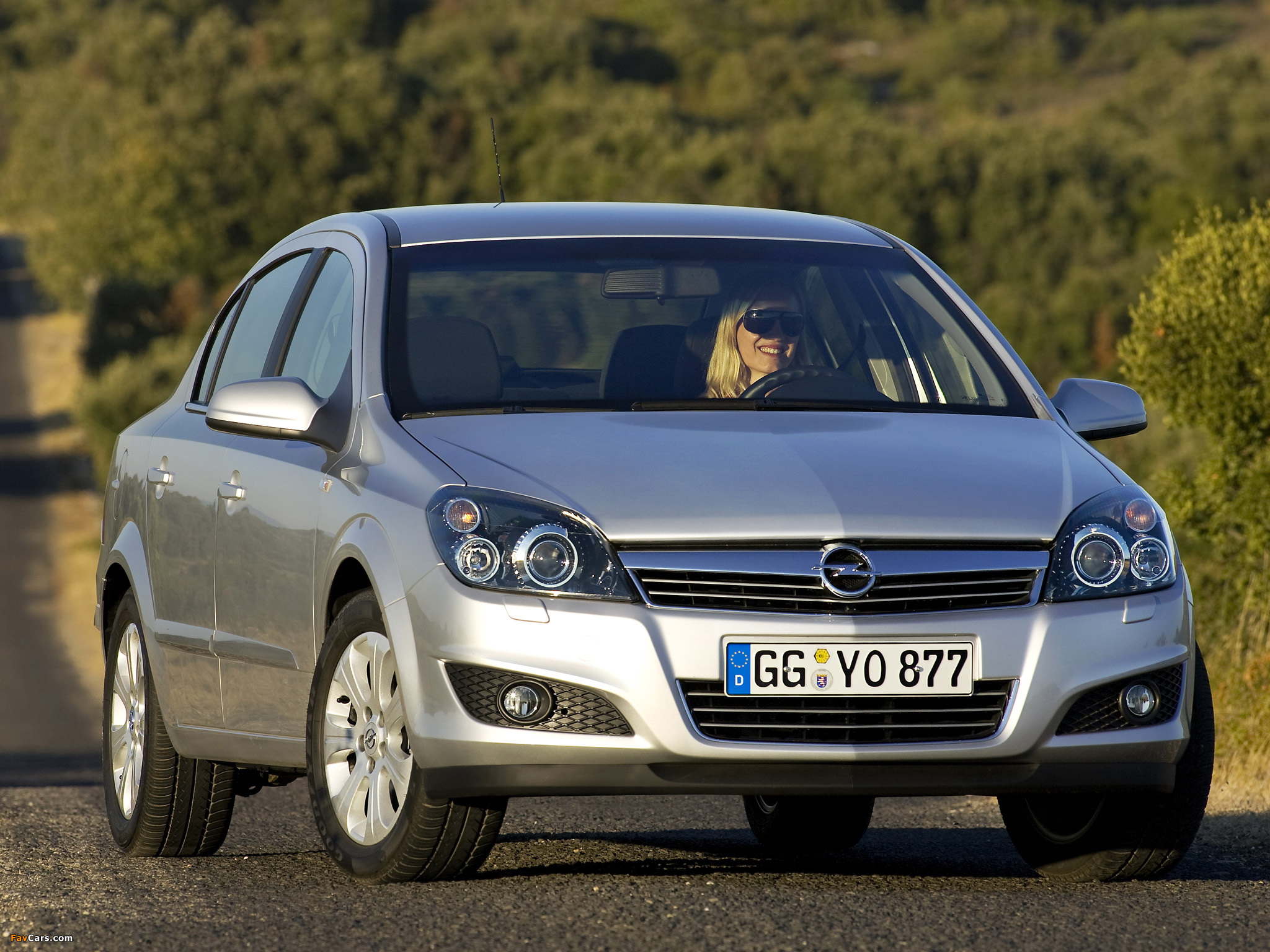 Images of Opel Astra Sedan (H) 2007 (2048 x 1536)