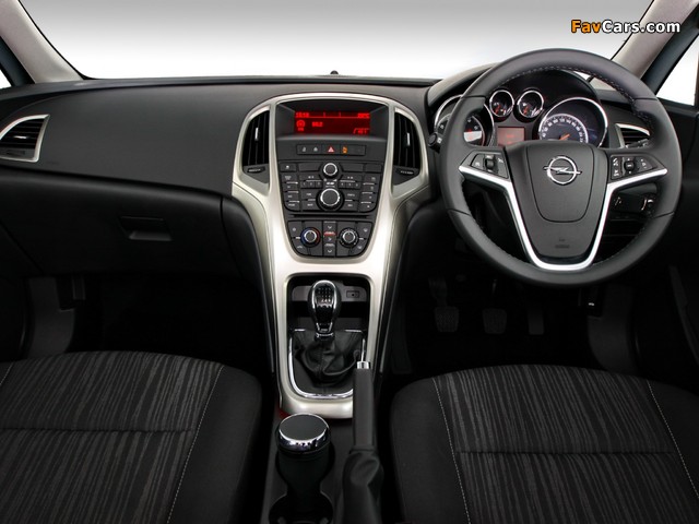 Images of Opel Astra 5-door ZA-spec (J) 2010 (640 x 480)