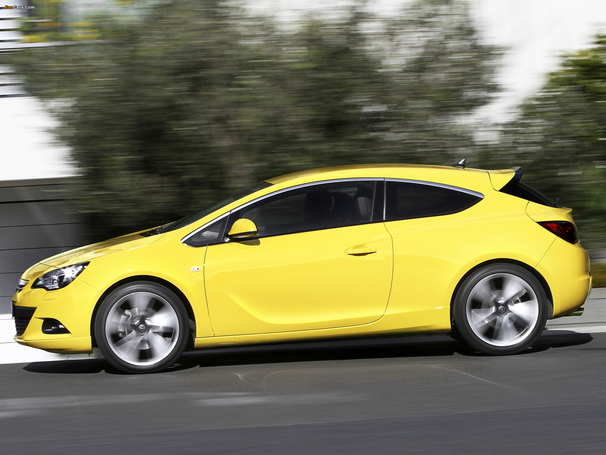 Images of Opel Astra GTC AU-spec (J) 2012–13 (2048 x 1536)