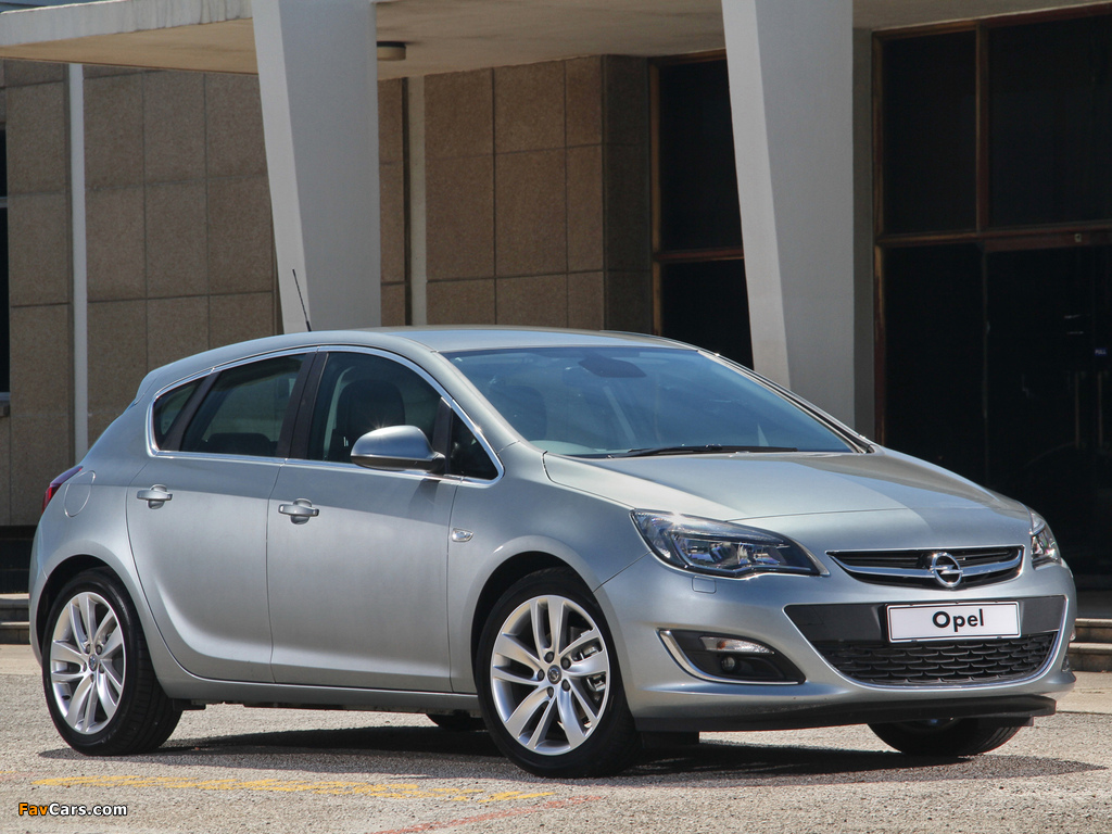 Images of Opel Astra ZA-spec (J) 2013 (1024 x 768)