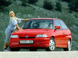 Opel Astra GSi (F) 1991–98 photos