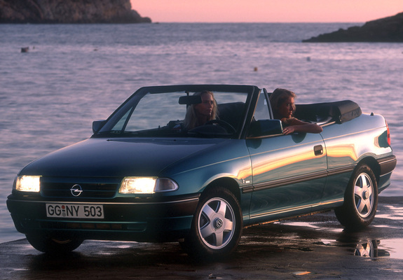 Opel Astra Cabrio (F) 1993–94 images