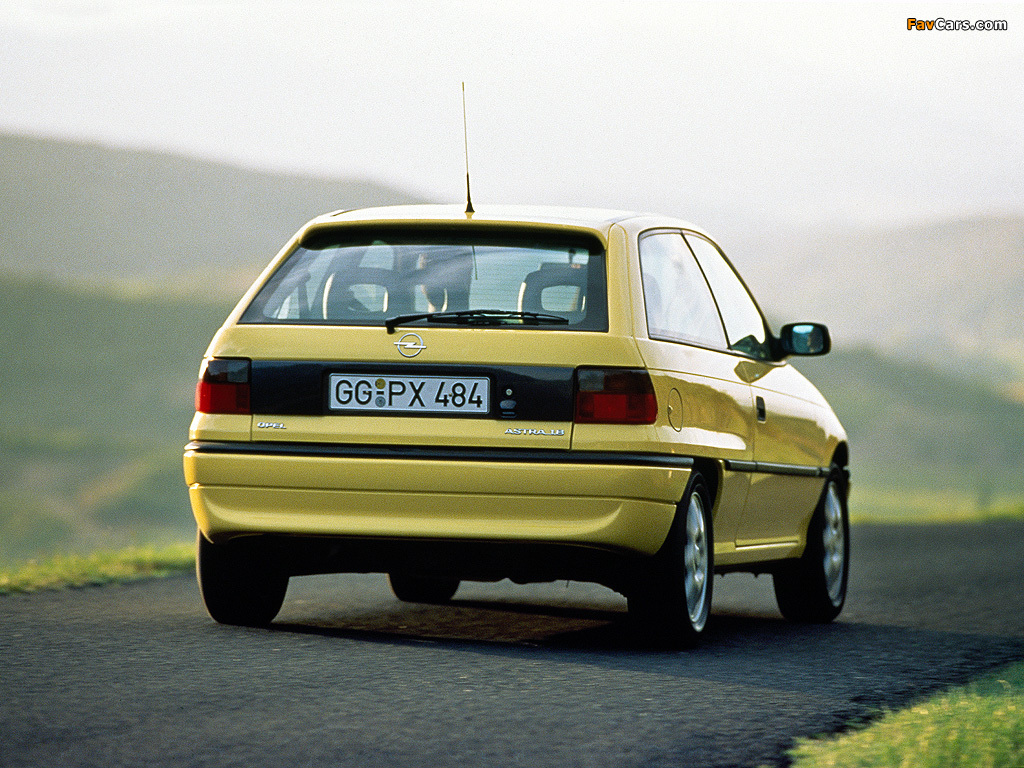 Opel Astra 3-door (F) 1994–98 images (1024 x 768)