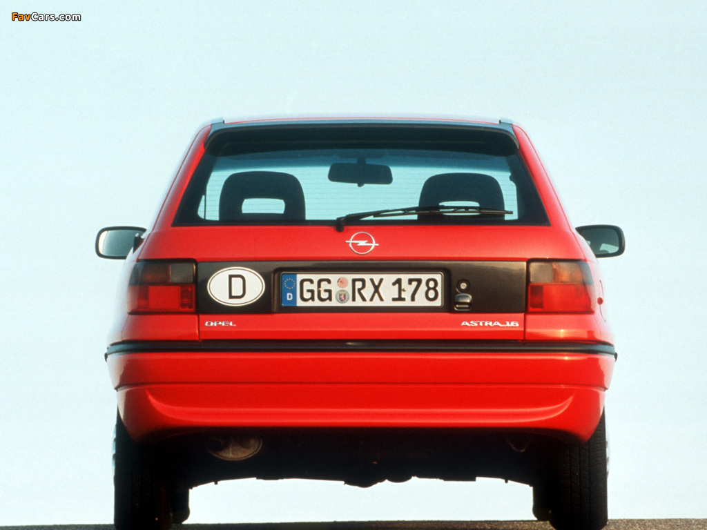 Opel Astra 3-door (F) 1994–98 pictures (1024 x 768)