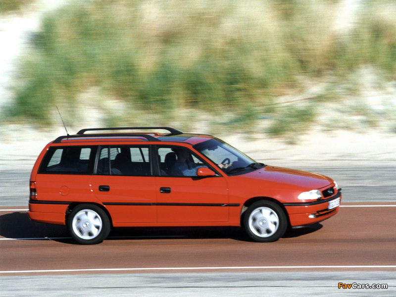 Opel Astra Caravan (F) 1994–98 pictures (800 x 600)