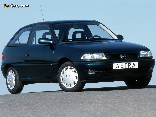 Opel Astra 3-door (F) 1994–98 wallpapers (640 x 480)