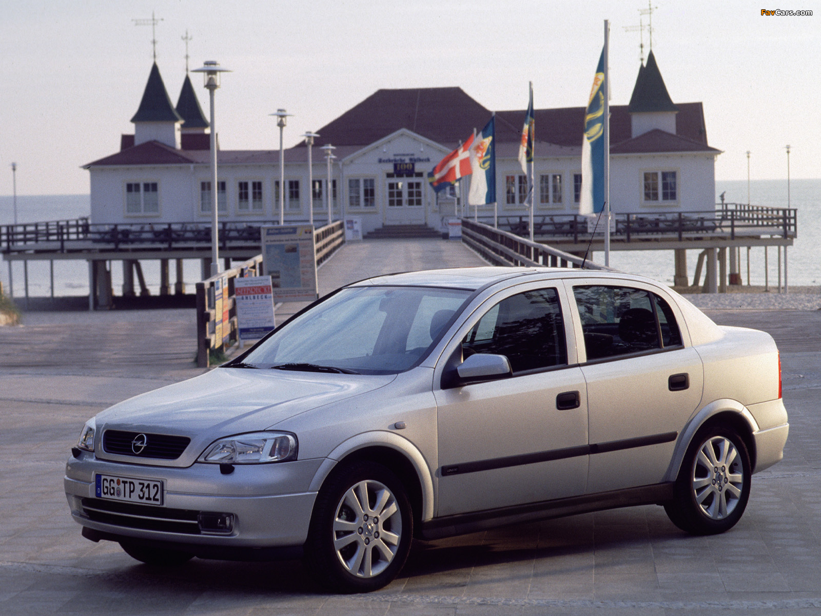 Opel Astra Sedan (G) 1998–2004 photos (1600 x 1200)