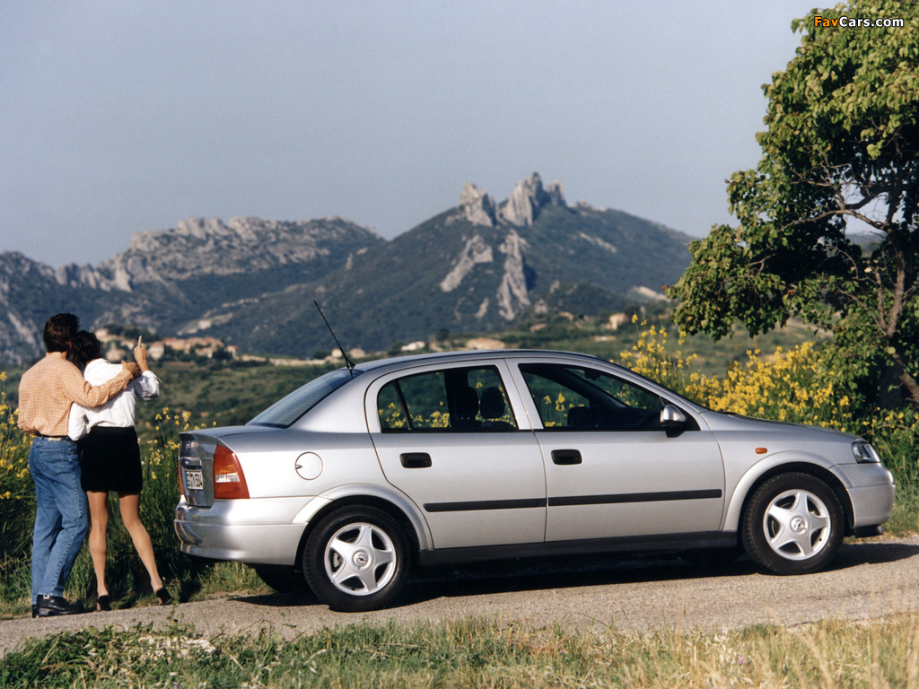 Opel Astra Sedan (G) 1998–2004 pictures (1024 x 768)