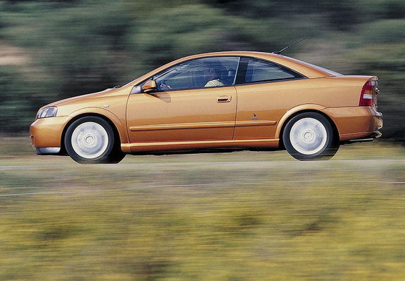Opel Astra Coupe (G) 2000–04 photos