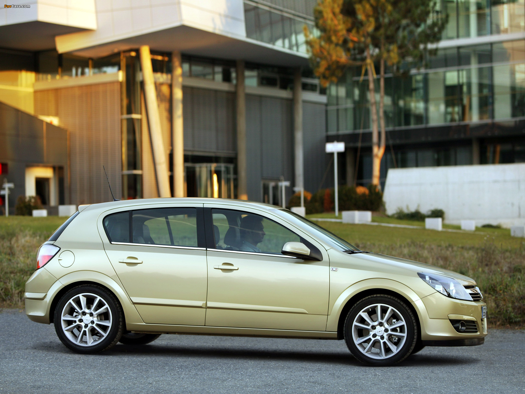 Opel Astra Hatchback (H) 2004–07 photos (2048 x 1536)