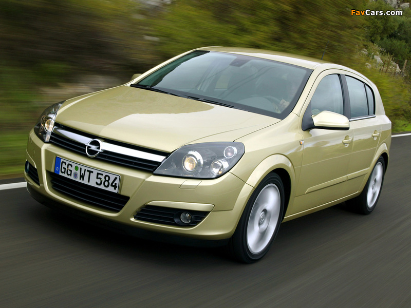 Opel Astra Hatchback (H) 2004–07 pictures (800 x 600)