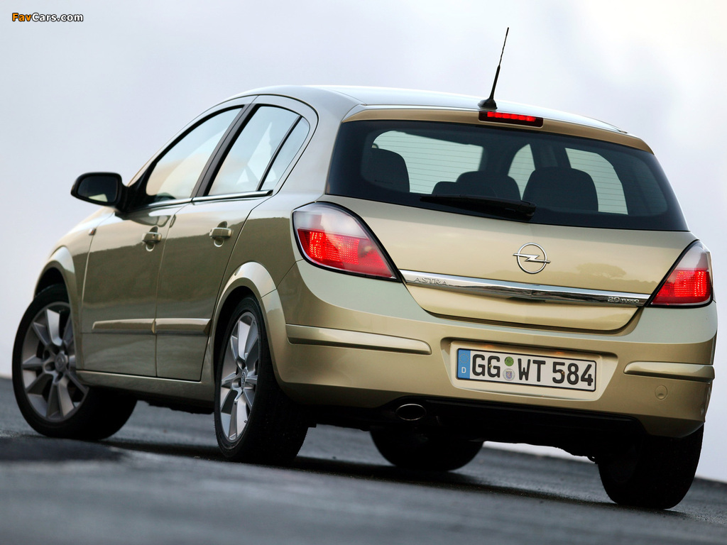 Opel Astra Hatchback (H) 2004–07 wallpapers (1024 x 768)