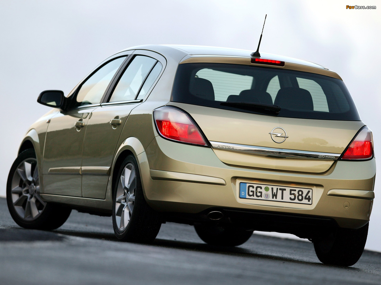 Opel Astra Hatchback (H) 2004–07 wallpapers (1280 x 960)