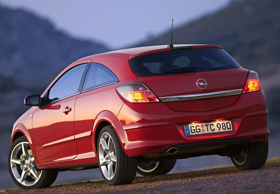 Opel Astra GTC (H) 2005–11 images